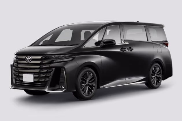 Toyota Innova Car